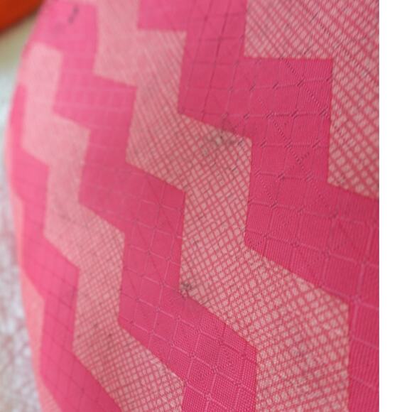 Thirty-One All Pro Tote Bag /Coral Punch Color /Chevron Fushia and Pink Striped - Picture 13 of 13